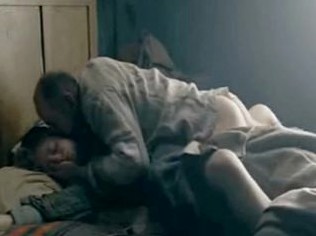 Трагедия на ферме: отец и дочь после смерти матери